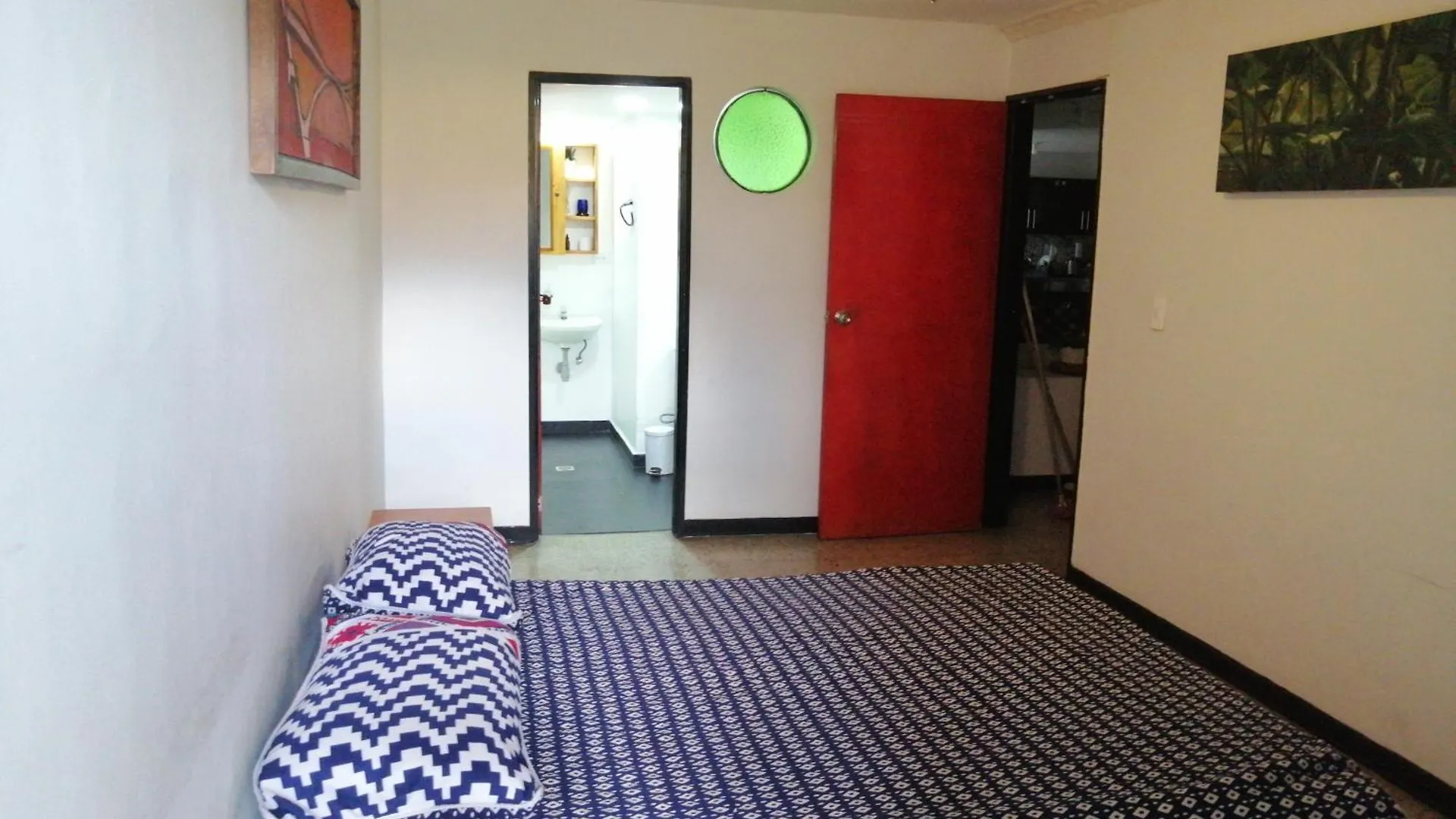 Habitación en casa particular Apartamento Astromelio House Coliving Expats 201 Medellín Colombia